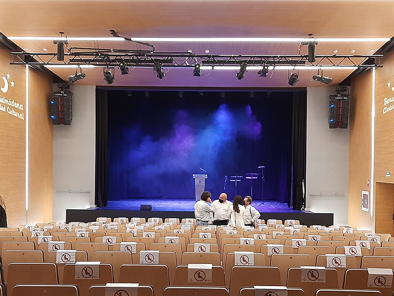Iluminacion escenica Casa de la Cultura Benalmádena